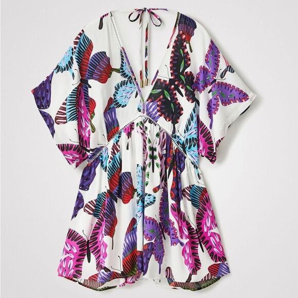 (A5) Desigual. Very fluid and fresh short tunic made of LenzingEcovero. - Picture 3 of 13
